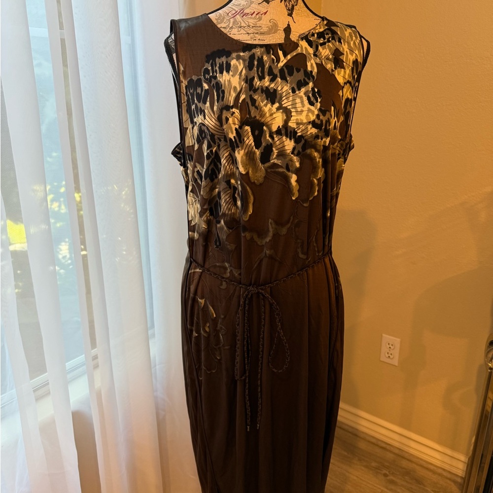 Elie Tahari Brown and Cream Midi Dress
